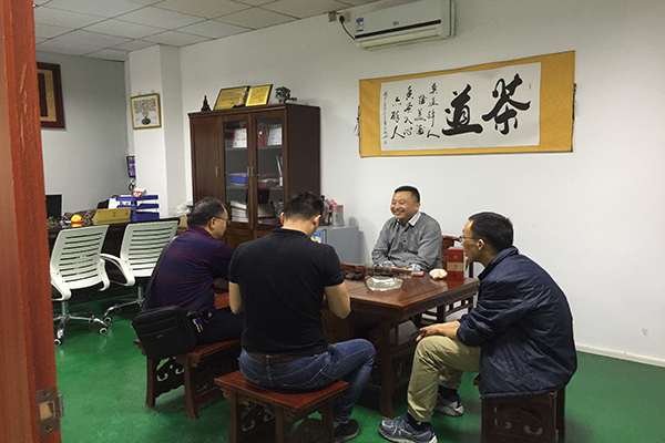 智能手環(huán)外殼模具哪家行？——看看深圳博騰納塑膠模具制造廠