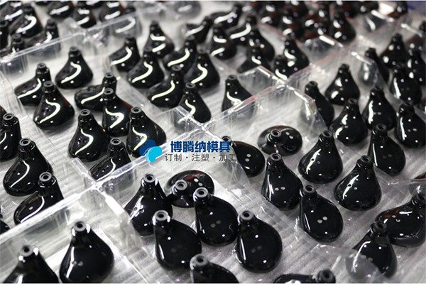 深圳塑膠模具廠(chǎng)——博騰納13年專(zhuān)注為客戶(hù)打造高品質(zhì)模具